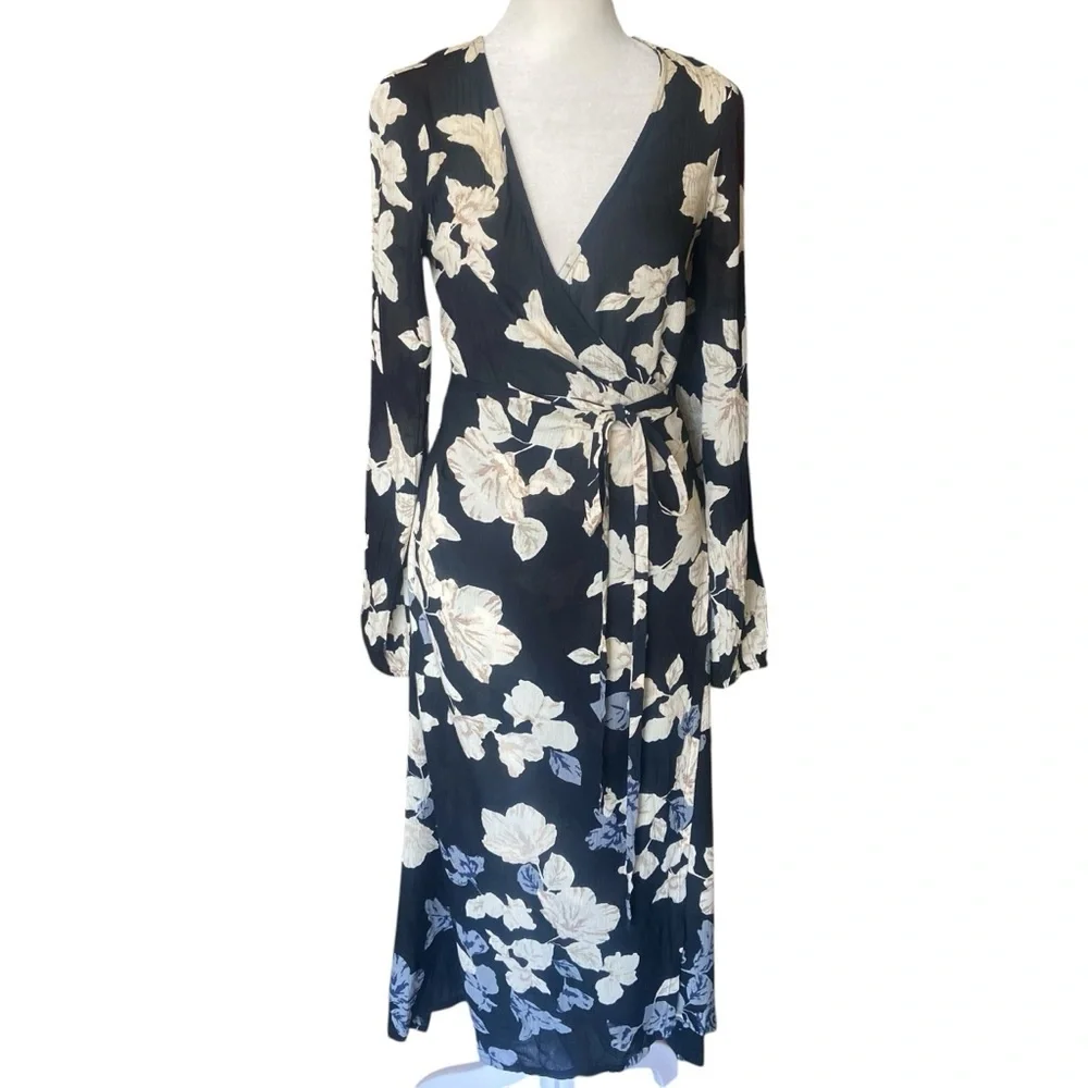 Billabong Floral Fever Wrap Dress Size M Black Ivory Feminine Light Romantic - Picture 6 of 14